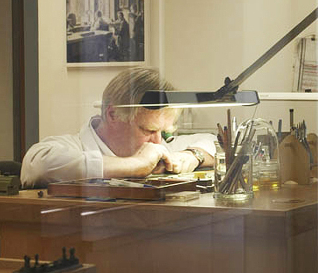 全程透明_南昌亨得利腕表维修服务中心 全程透明_南昌亨得利钟表维修服务中心